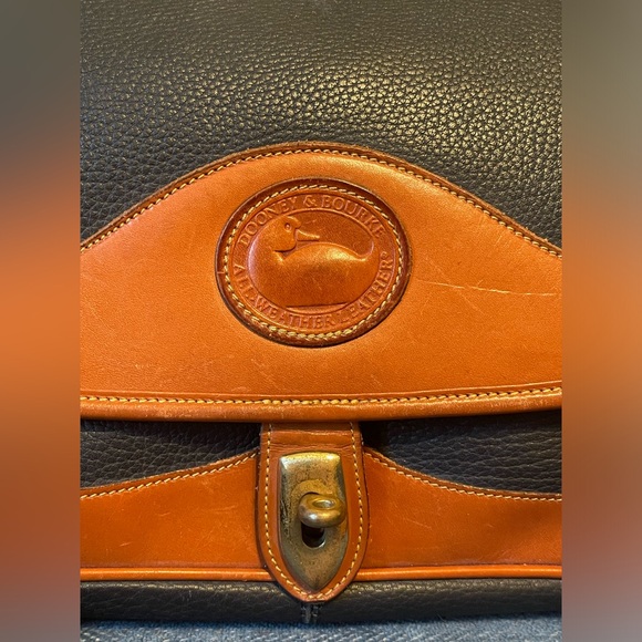 Vintage Dooney & Bourke All Weather Leather Carrier Bag Medium Sized - Picture 4 of 17